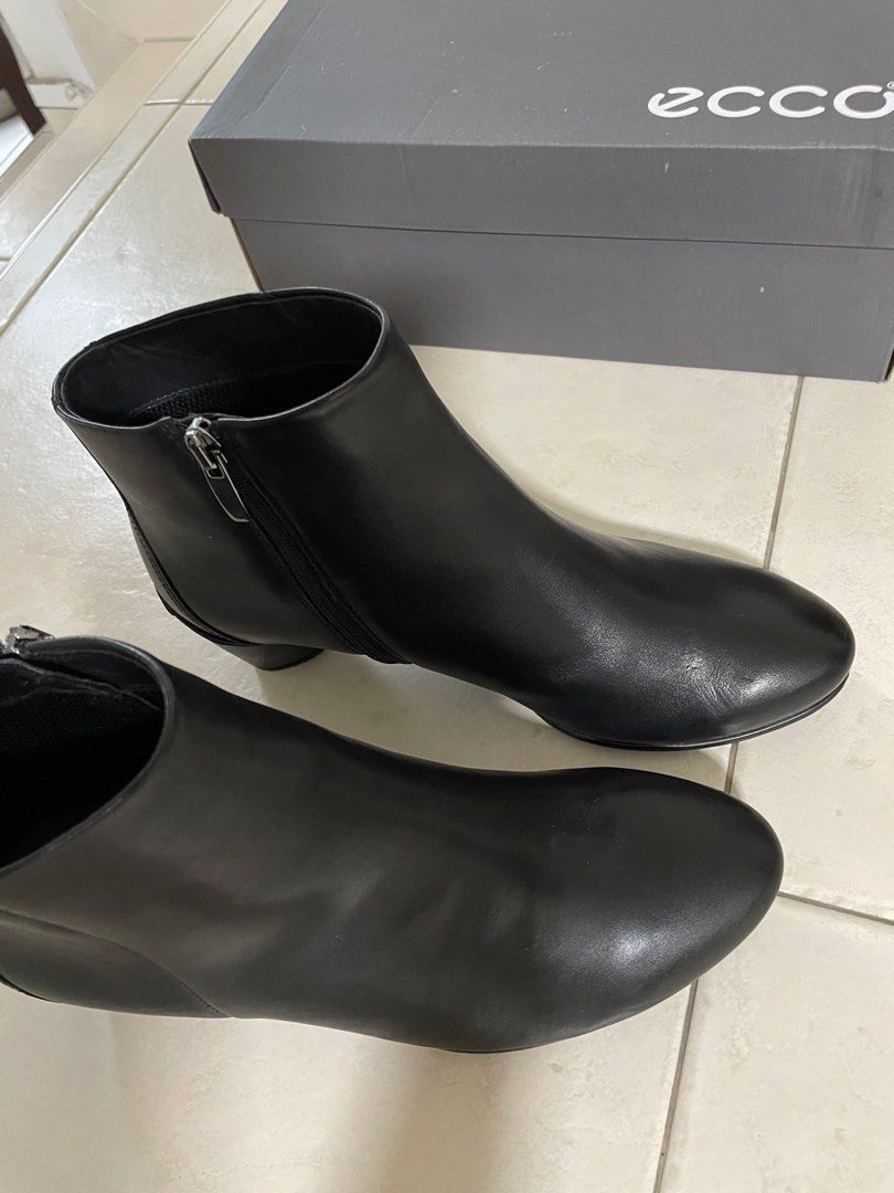 Ecco sculptured 45 ankle boot hotsell