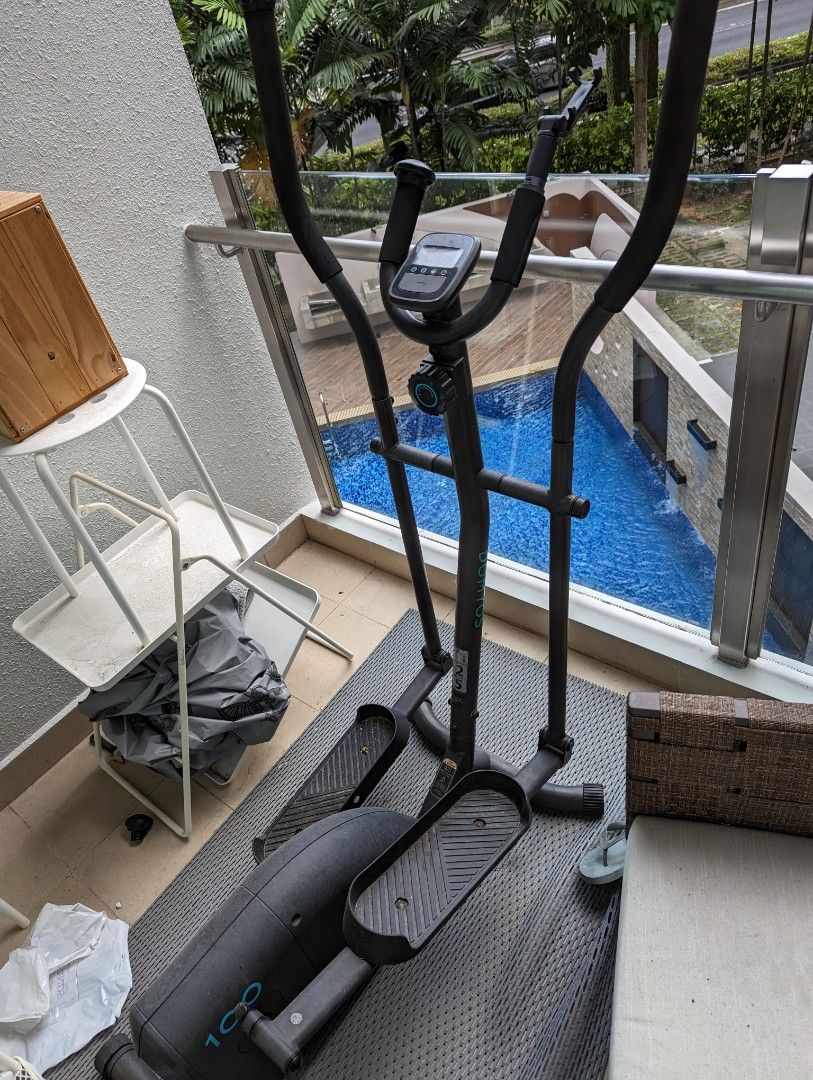 Elliptical machine cross trainer FREE Sports Equipment