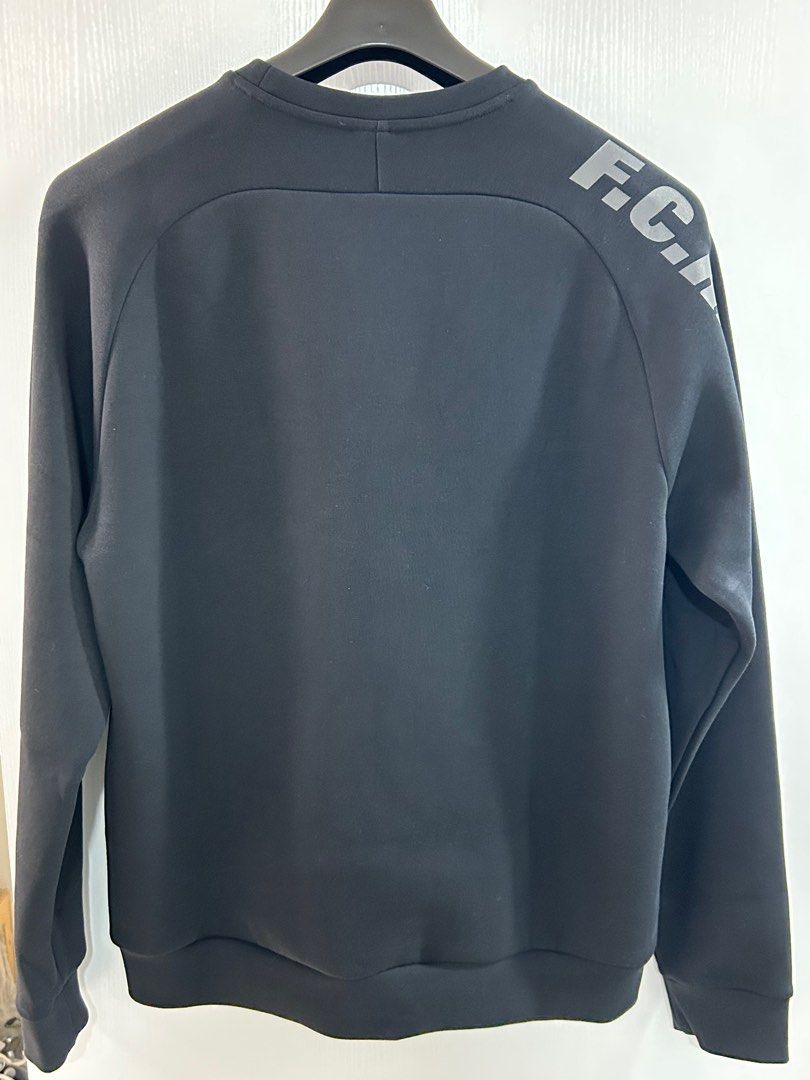 FCRB TECH SWEAT CREWNECK TOP, 男裝, 運動服裝- Carousell