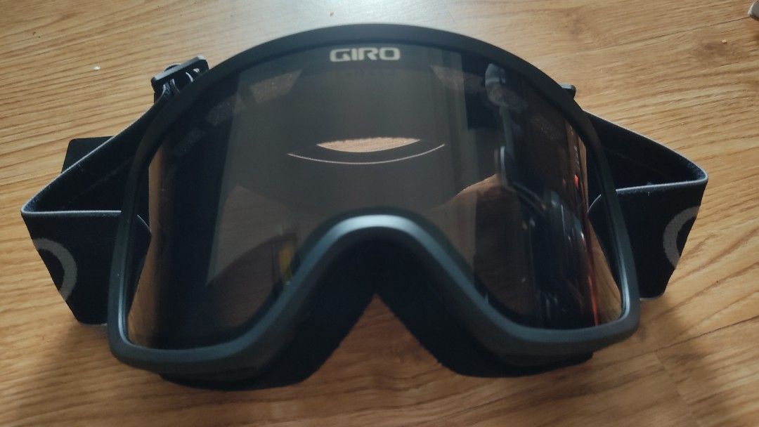 Giro verge goggles (Category: Bicycles) located in Quezon City. Submitted by mackychevy (Listing ID 1205426307, Image 1). Description: .
