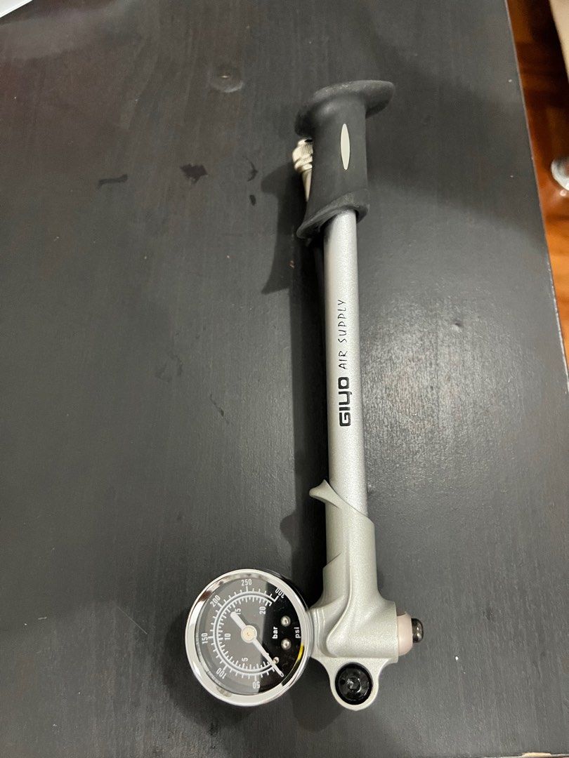 Giyo air supply, Sports Equipment, Bicycles & Parts, Parts ...