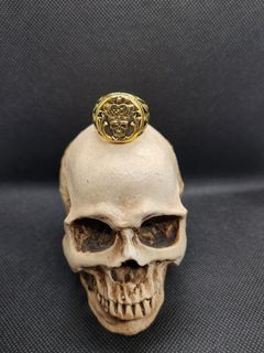 Mens gold outlet skull ring
