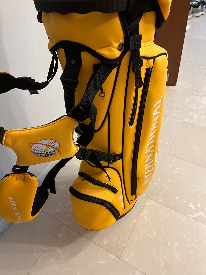 Golf Bag, Sports Equipment, Sports & Games, Golf on Carousell