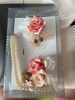 Hair accessories