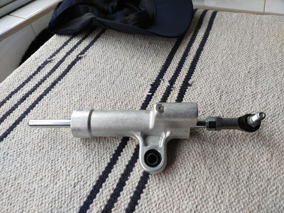 Hayabusa gen 3 steering damper,, Motorcycles, Motorcycle Accessories on