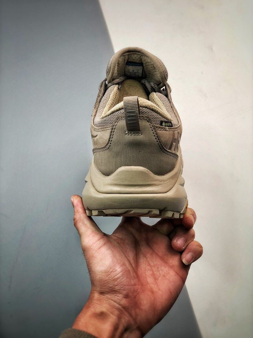 hoka oneone kaha low
