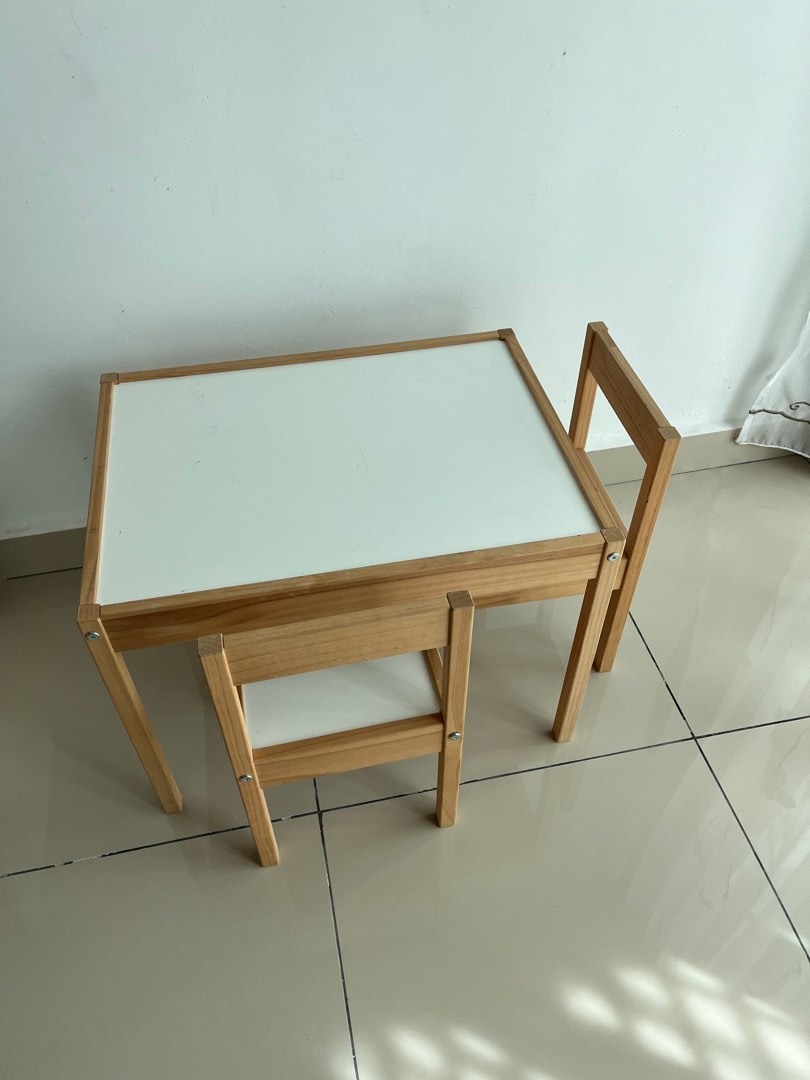 Lätt children's table best sale with 2 chairs