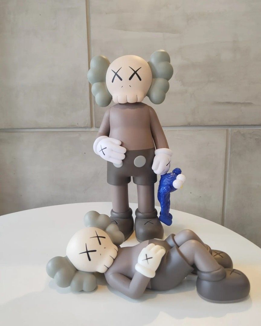 Kaws Figures, Hobbies & Toys, Toys & Games on Carousell