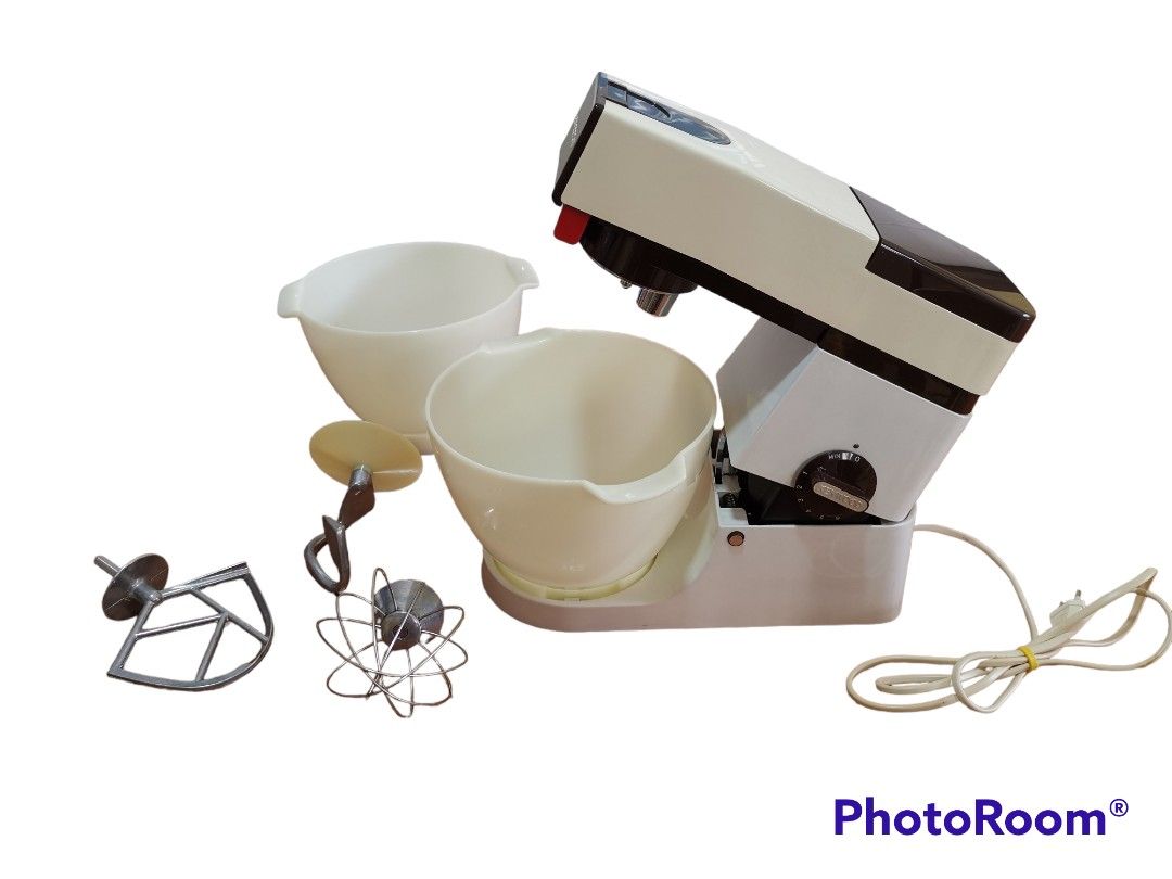 Kenwood Cake Mixer, Furniture & Home Living, Kitchenware & Tableware
