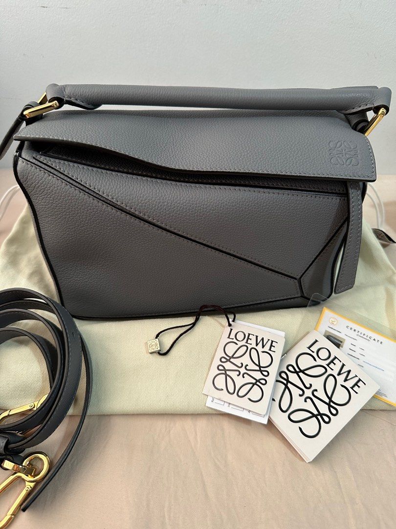 Loewe shop puzzle gray