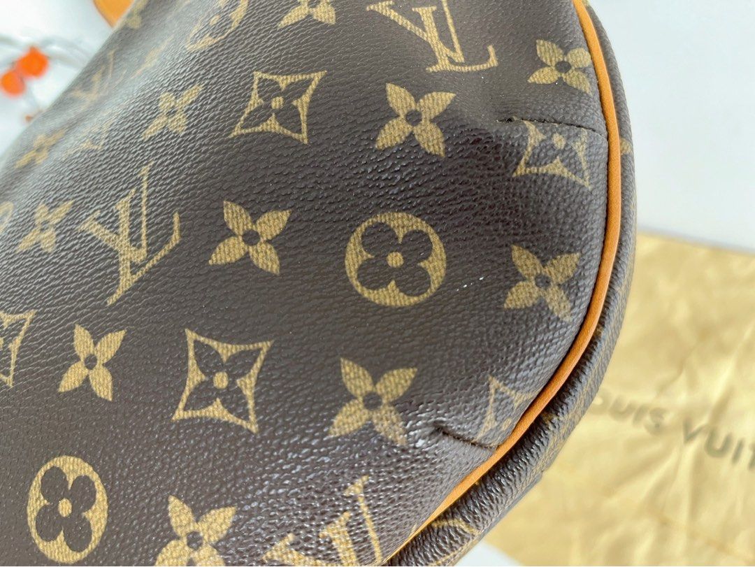 LOUIS VUITTON Monogram Croissant MM Shoulder Bag M51512 LV Auth