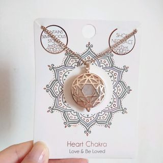 Lovisa necklace 粉晶 頸鏈