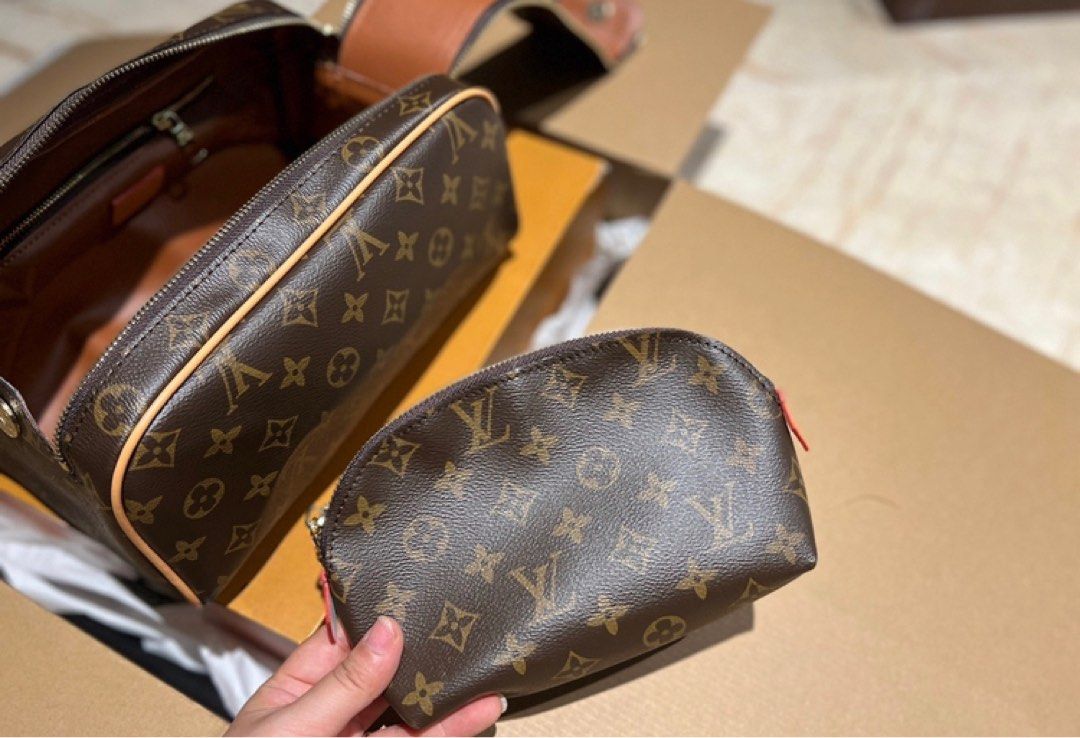 LOUIS VUITTON COSMETIC CASE COLLECTION