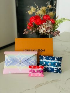 Louis Vuitton Monogram Medium Kirigami Pochette Insert Coquelicot