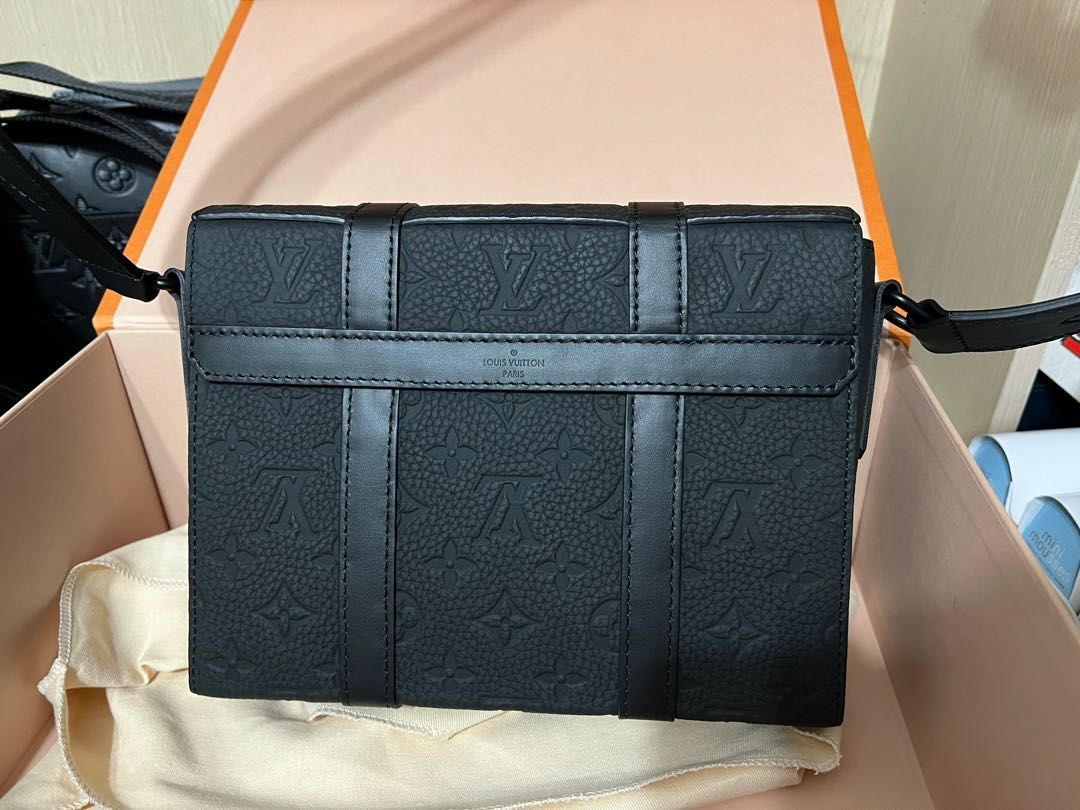 Authentic Louis Vuitton Trunk Messenger Monogram Tapestry M57282, Luxury,  Bags & Wallets on Carousell