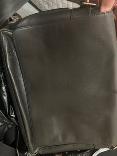LV messenger Bag Authentic for Men