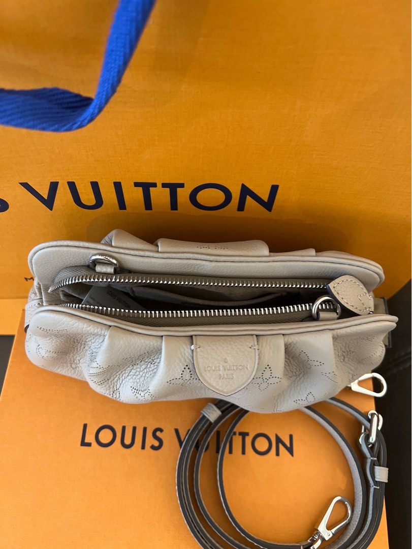Pre-owned] LV scala mini pouch Light blue