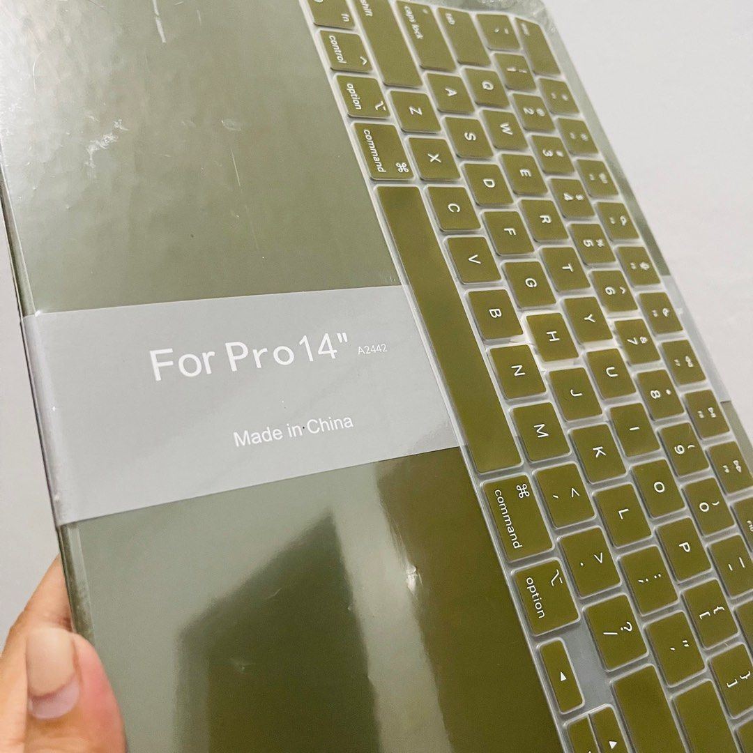 Macbook Pro 14inch Case (A2442) (Category: Cases & Sleeves) located in Mandaluyong City. Submitted by co.case (Listing ID 1205567480, Image 2). Description: .