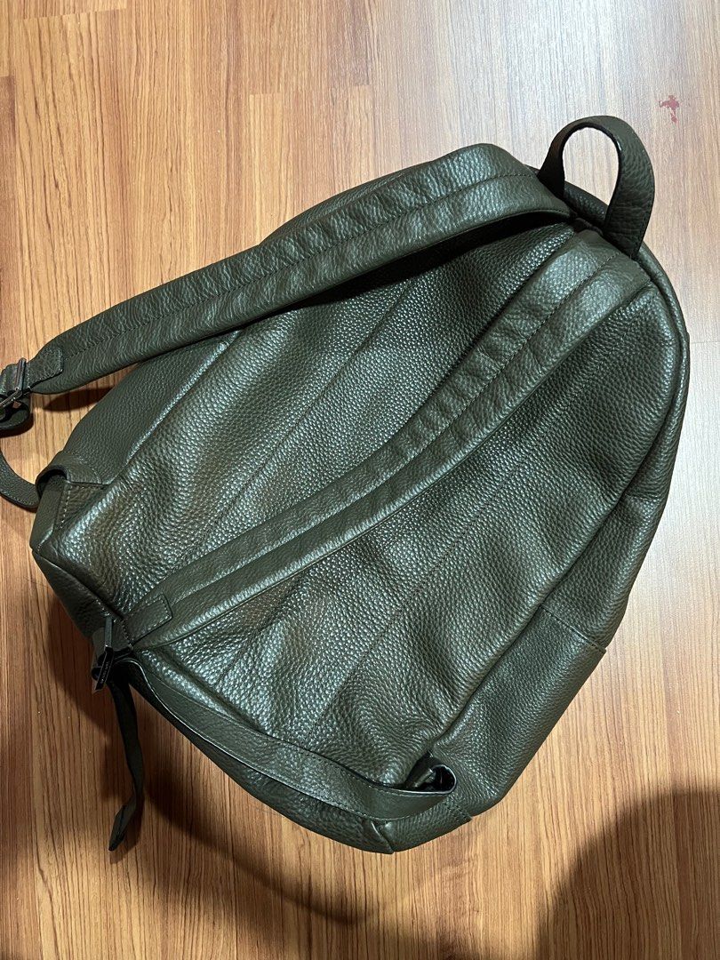 Michael kors bryant leather backpack hot sale