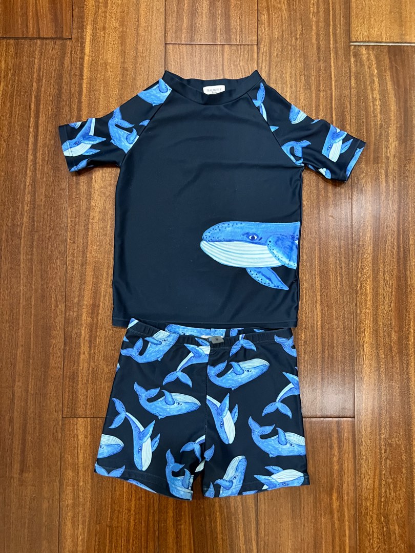 Mommy Hugs Rashguard 120, Babies & Kids, Babies & Kids Fashion on Carousell