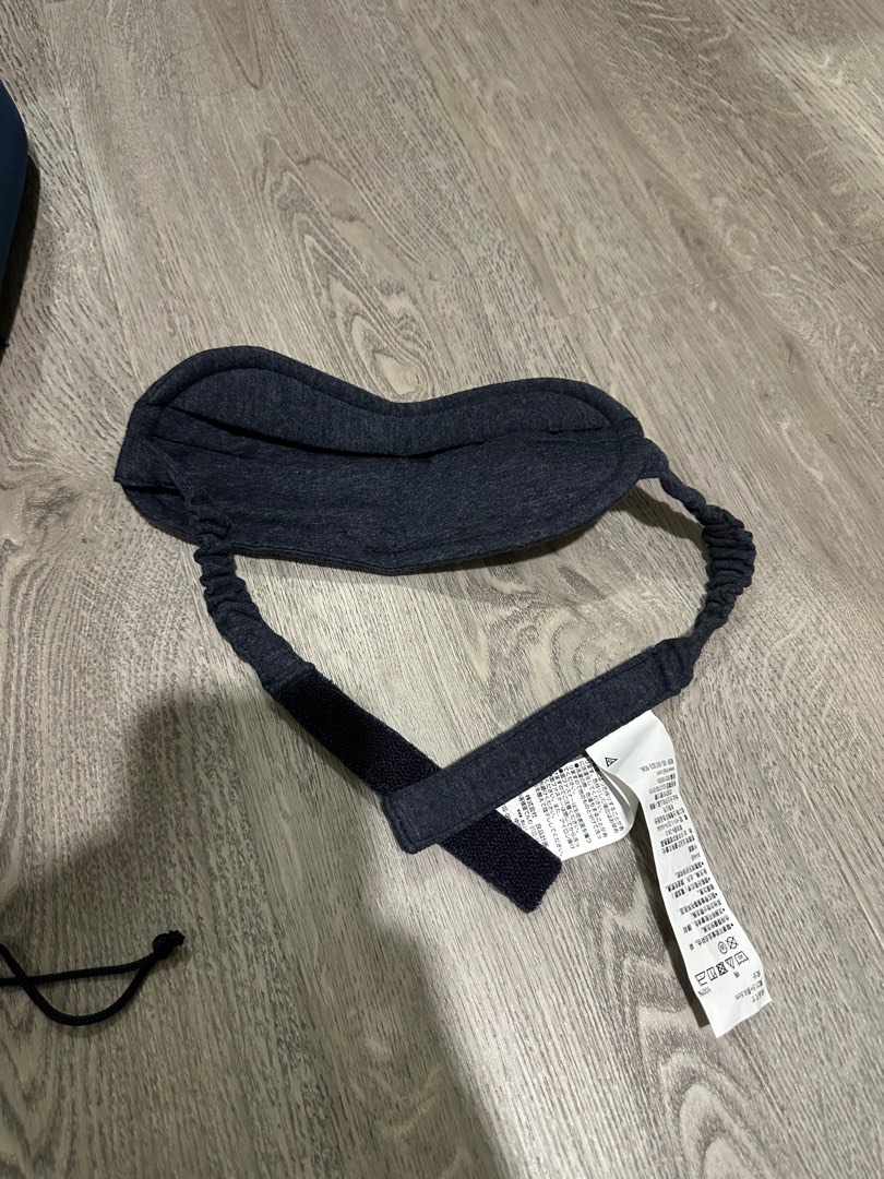 Muji eye mask, Hobbies & Toys, Travel, Travel Essentials & Accessories