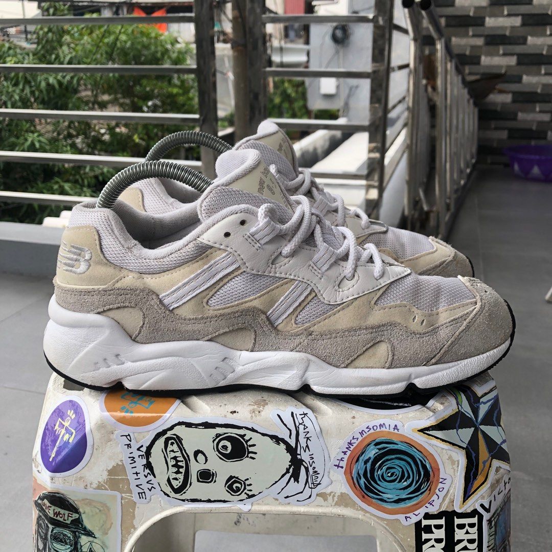 New Balance 850 Fesyen Pria Sepatu Sneakers di Carousell