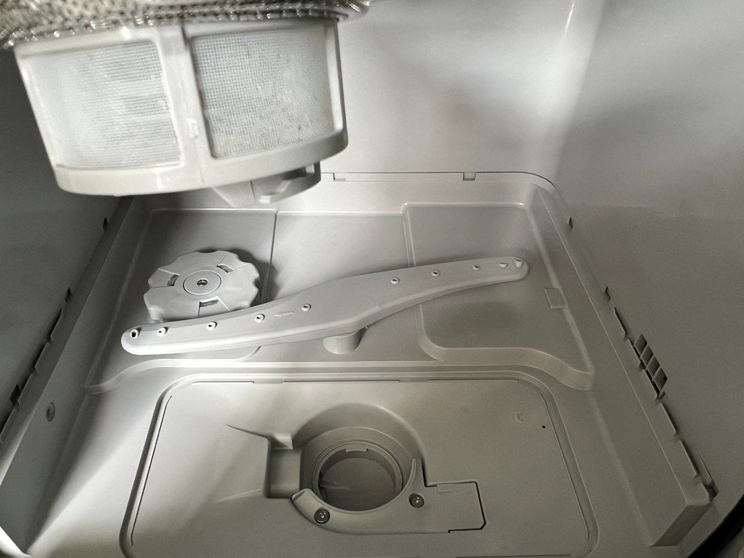 New Midea Mini Dishwasher, TV & Home Appliances, Kitchen Appliances