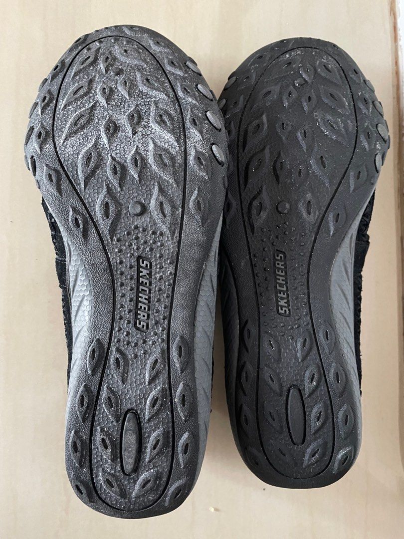 Sketcher relaxed fit deals