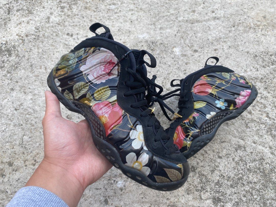 Nike foamposite store floral mens