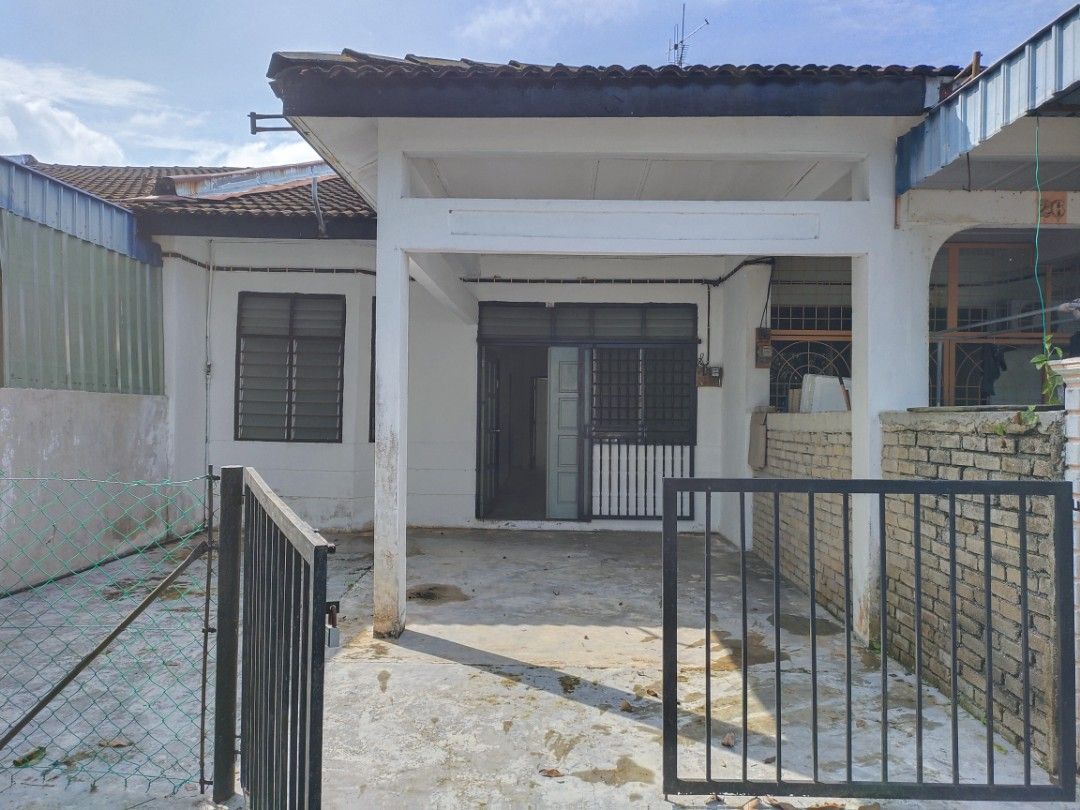 Rumah Sewa Taman Seruling Emas, Property, Rentals on Carousell