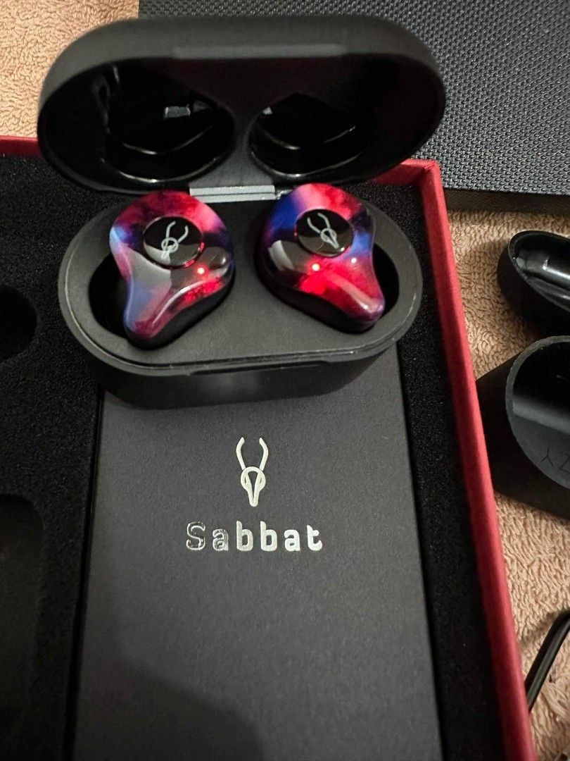 Sabbath earphones online