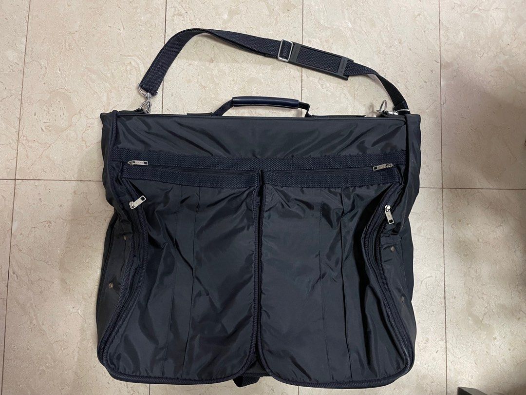 Samsonite Classic Suit Handcarry Luggage, Hobbies & Toys, Travel