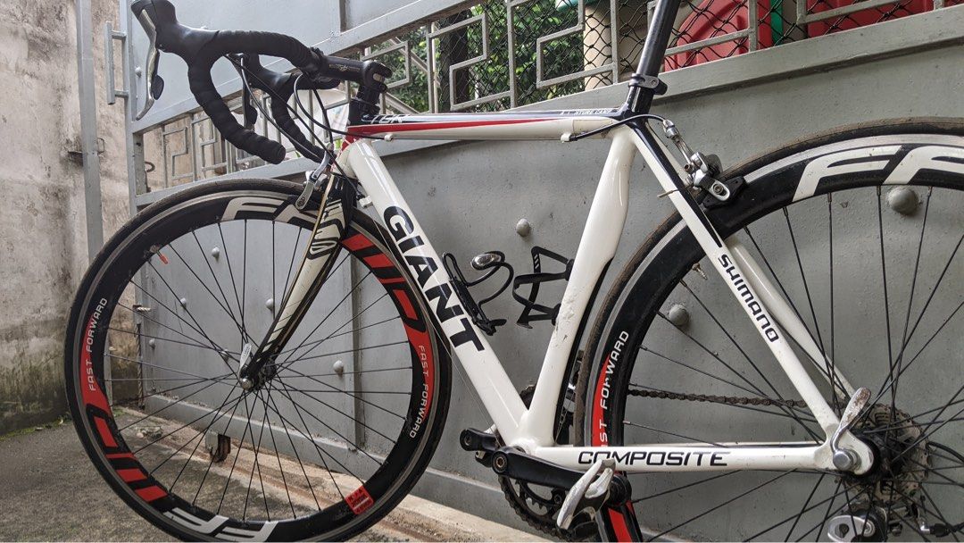 sepeda giant tcr advanced