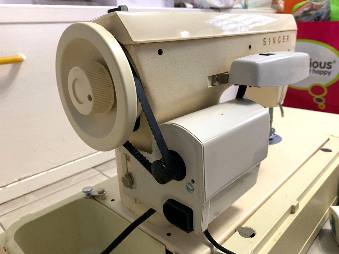 SINGER Zigzag sewing machine hood extension pedal vintage, Hobbies