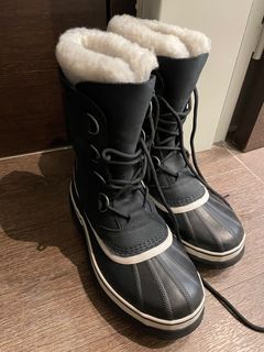 black and white sorels