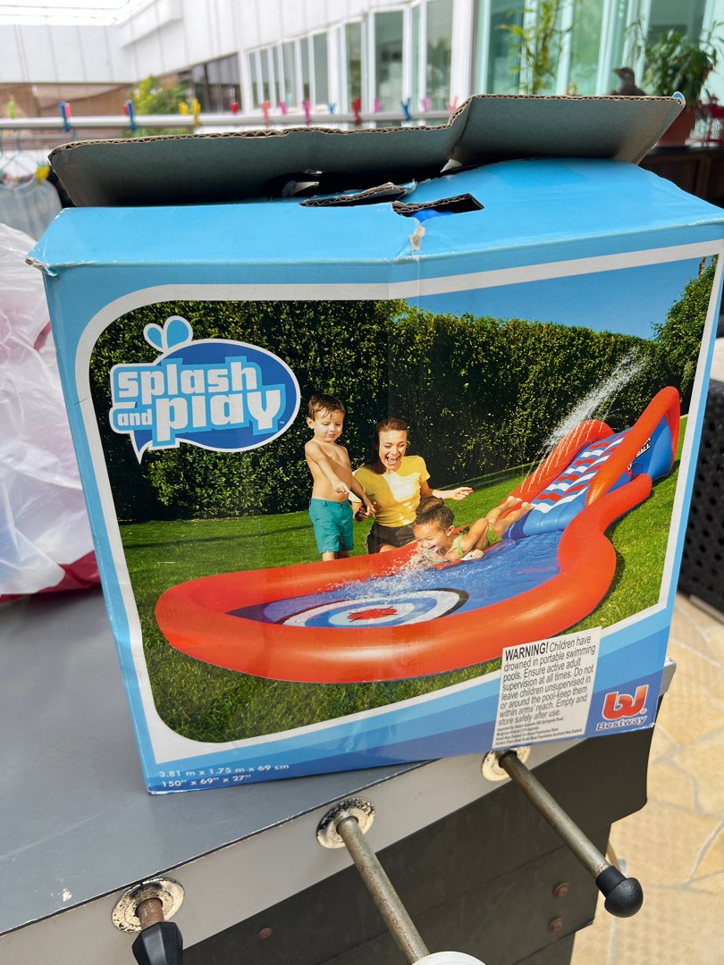Splash and Play Water slide, Babies & Kids, Infant Playtime on Carousell