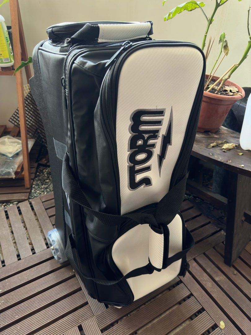 Storm 3 Ball Bowling Bag, Sports Equipment, Sports & Games, Billiards