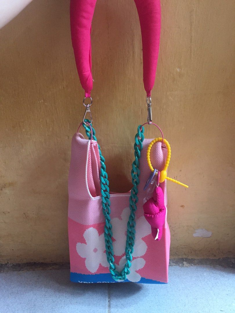 tas rajut bangkok viral dengan aksesoris ( minus gantungan tas saja