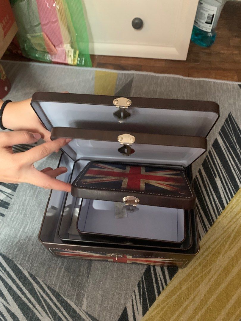 UK box with locker (Category: Storage Boxes & Baskets) located in Quezon City. Submitted by prelovedforsalemanila (Listing ID 1205442005, Image 2). Description: UK metal box with lock All in 1 .