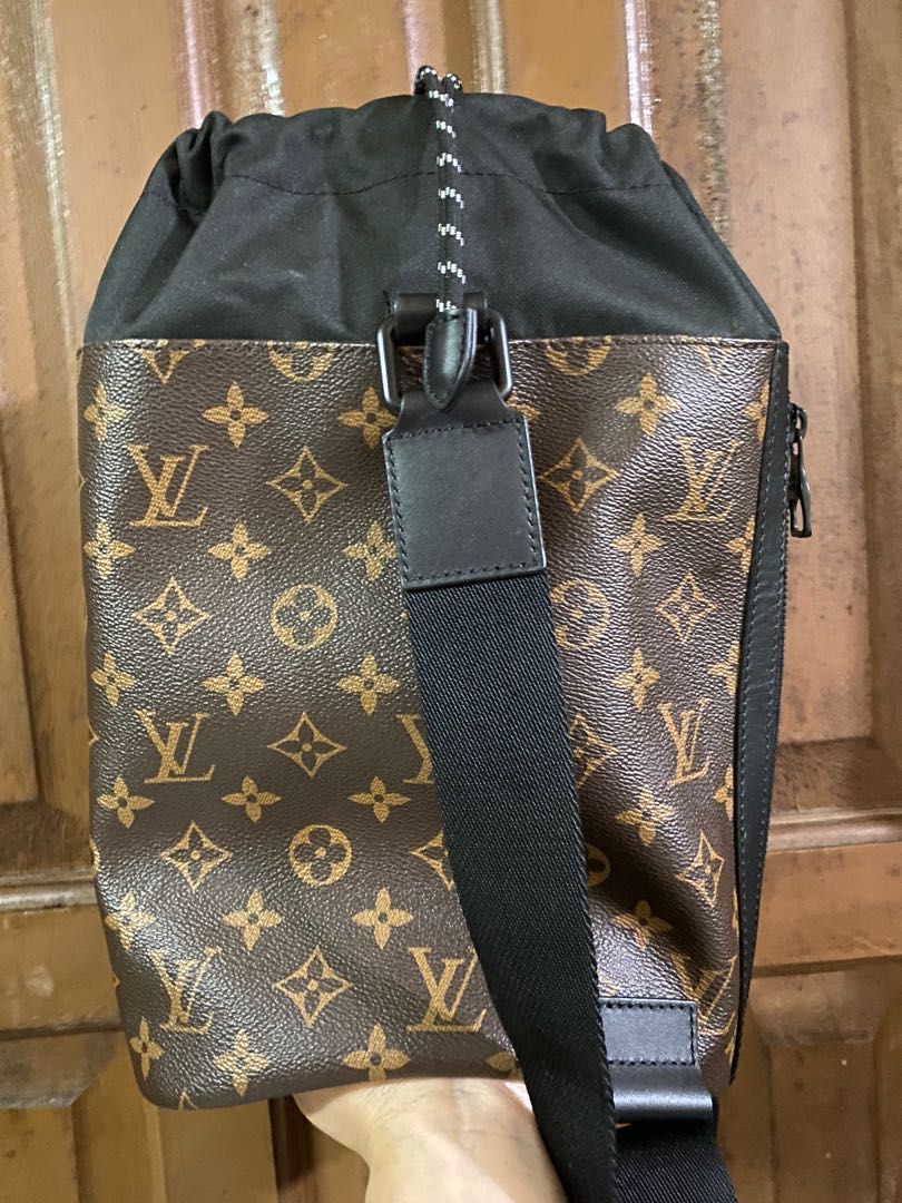 LOUIS VUITTON Monogram Chalk Sling Bag Pre -Owned In Great Condition