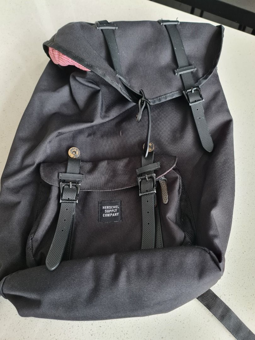 Used But Not Abuse Herschel backpack Laptop bag Men s Fashion