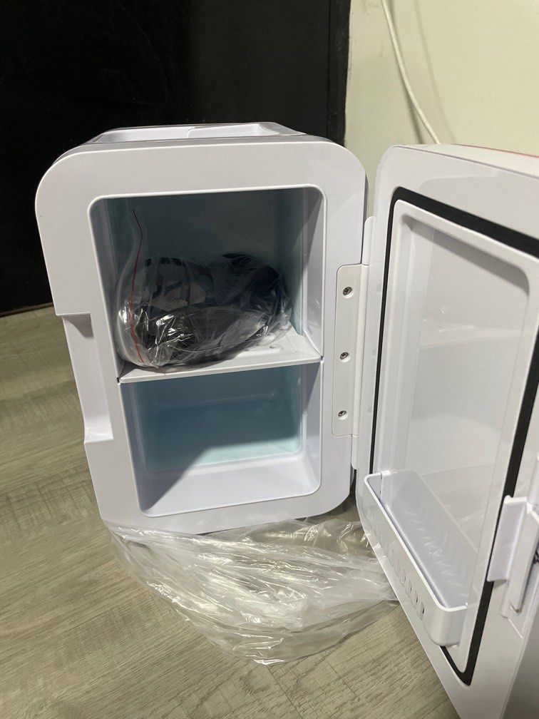 Vanity fridge 6L, Beauty & Personal Care, Face, Face Care on Carousell
