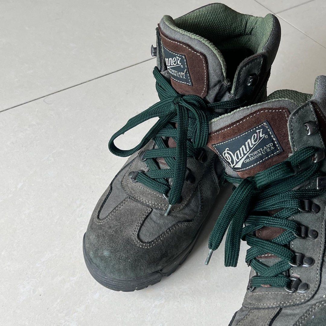 danner classic hiking boots