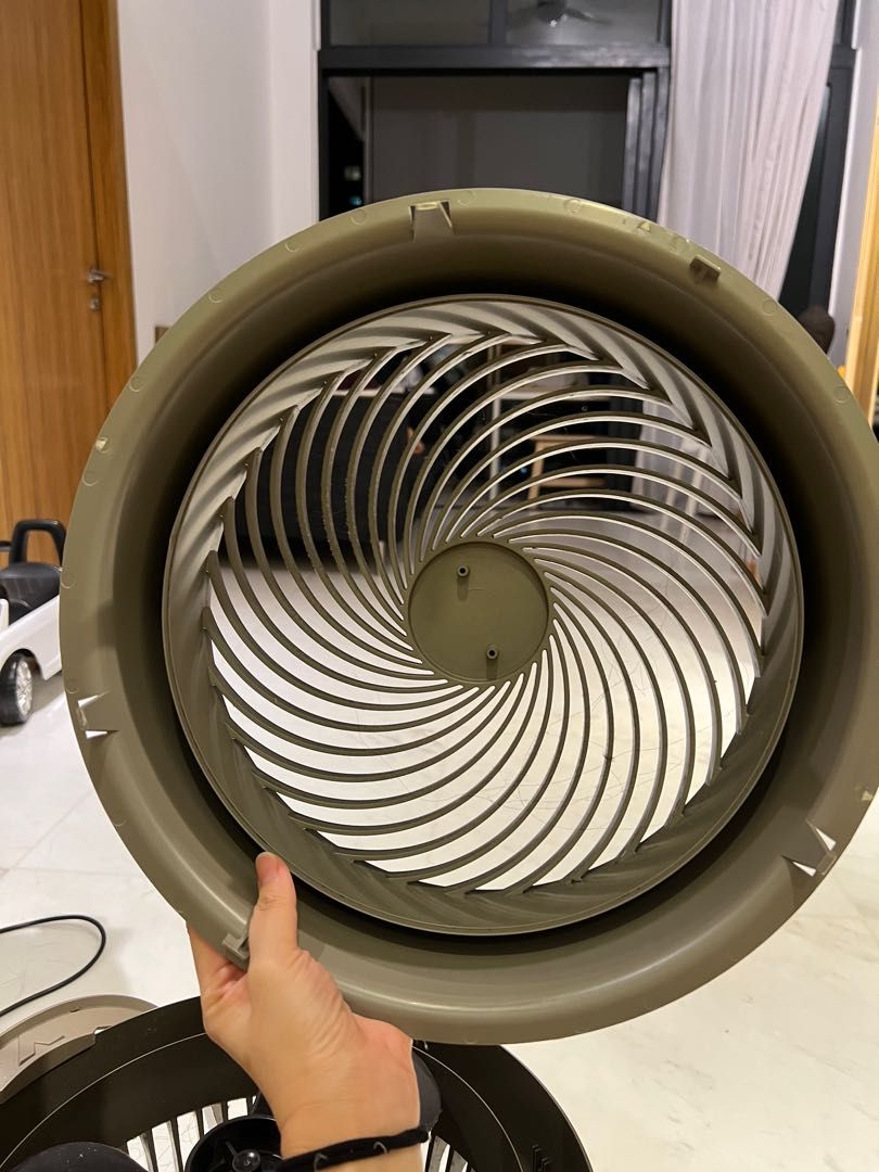 Vornado 5 speed air circulator fan, Furniture & Home Living, Lighting
