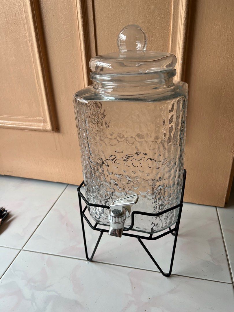 Water tank, dispenser, TV & Home Appliances, Kitchen Appliances, Water