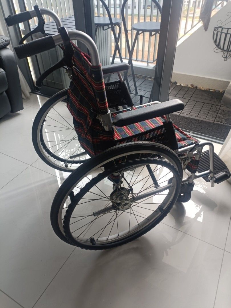 Wheelchair Japan Nissin wheelchair, Health & Nutrition, Assistive