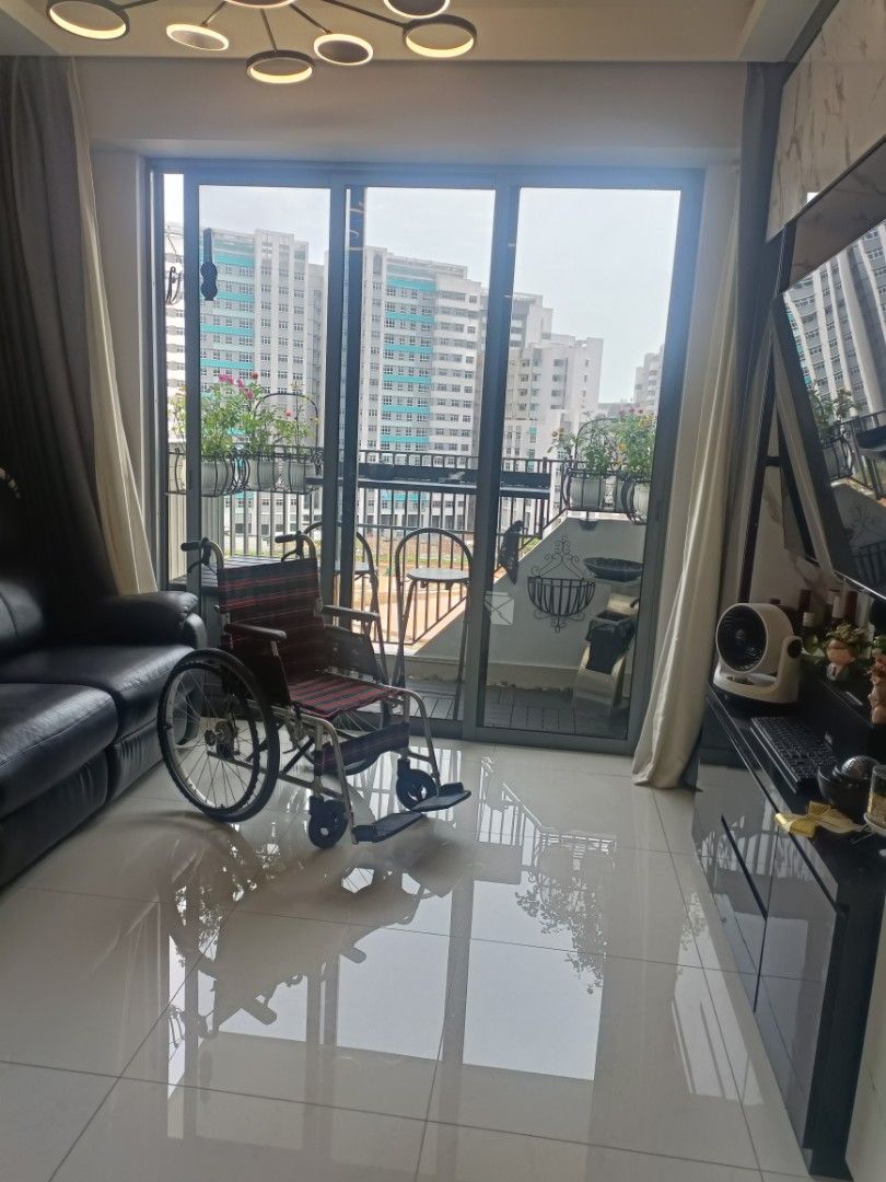 Wheelchair Japan Nissin wheelchair, Health & Nutrition, Assistive