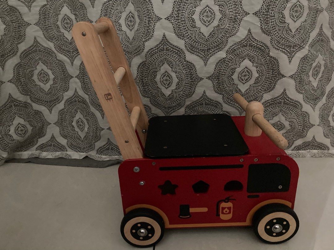 Sit and clearance ride fire engine