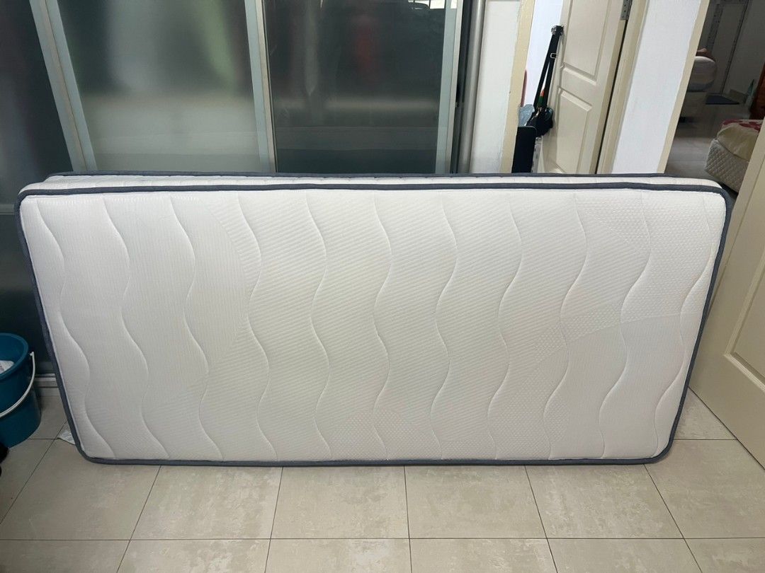 Zinus single mattress, Furniture & Home Living, Furniture, Bed Frames