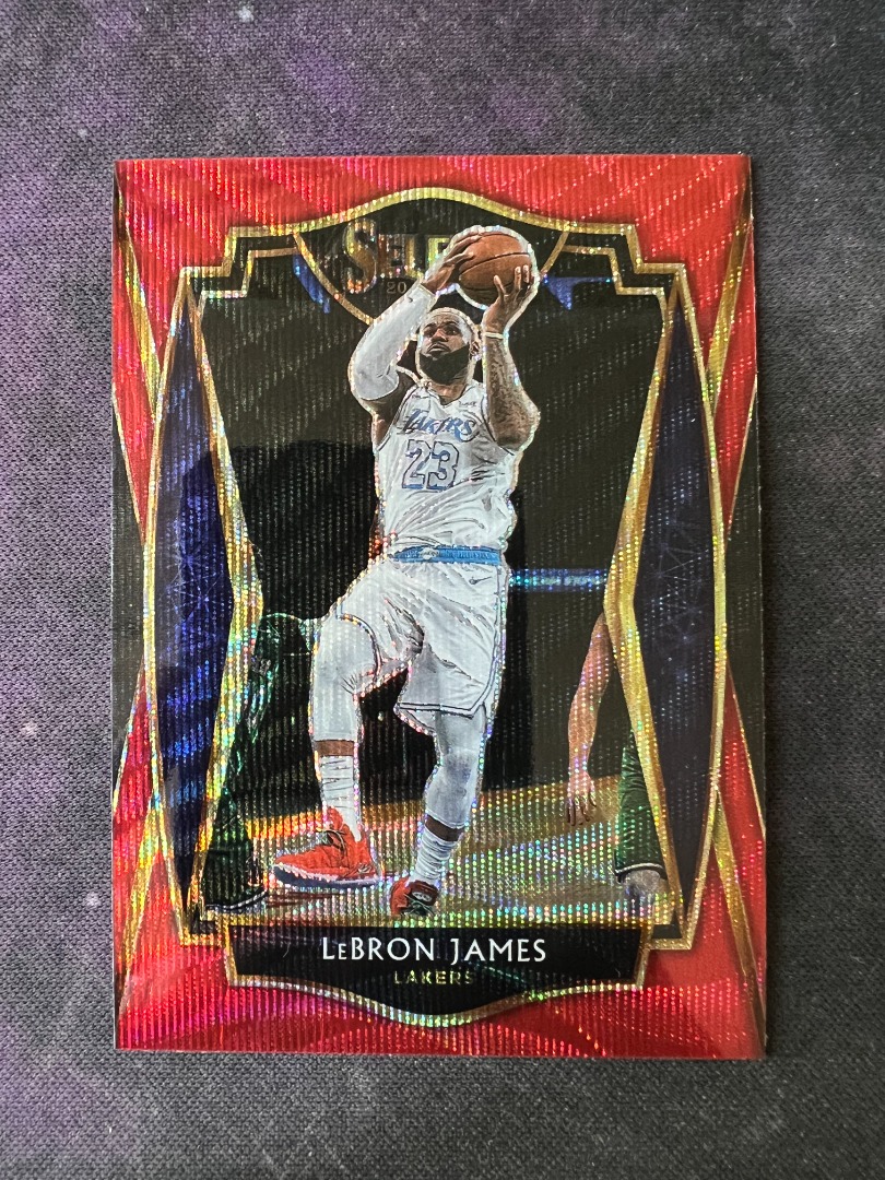 2020-21 Select Lebron James Red Wave Premier Level, 興趣及遊戲, 收藏品及紀念品, 明星周邊-  Carousell
